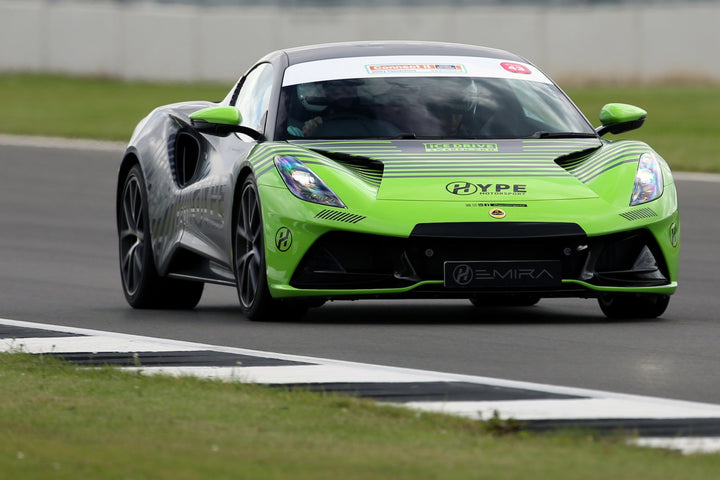 Lotus Emira Turbo | Cadwell Park